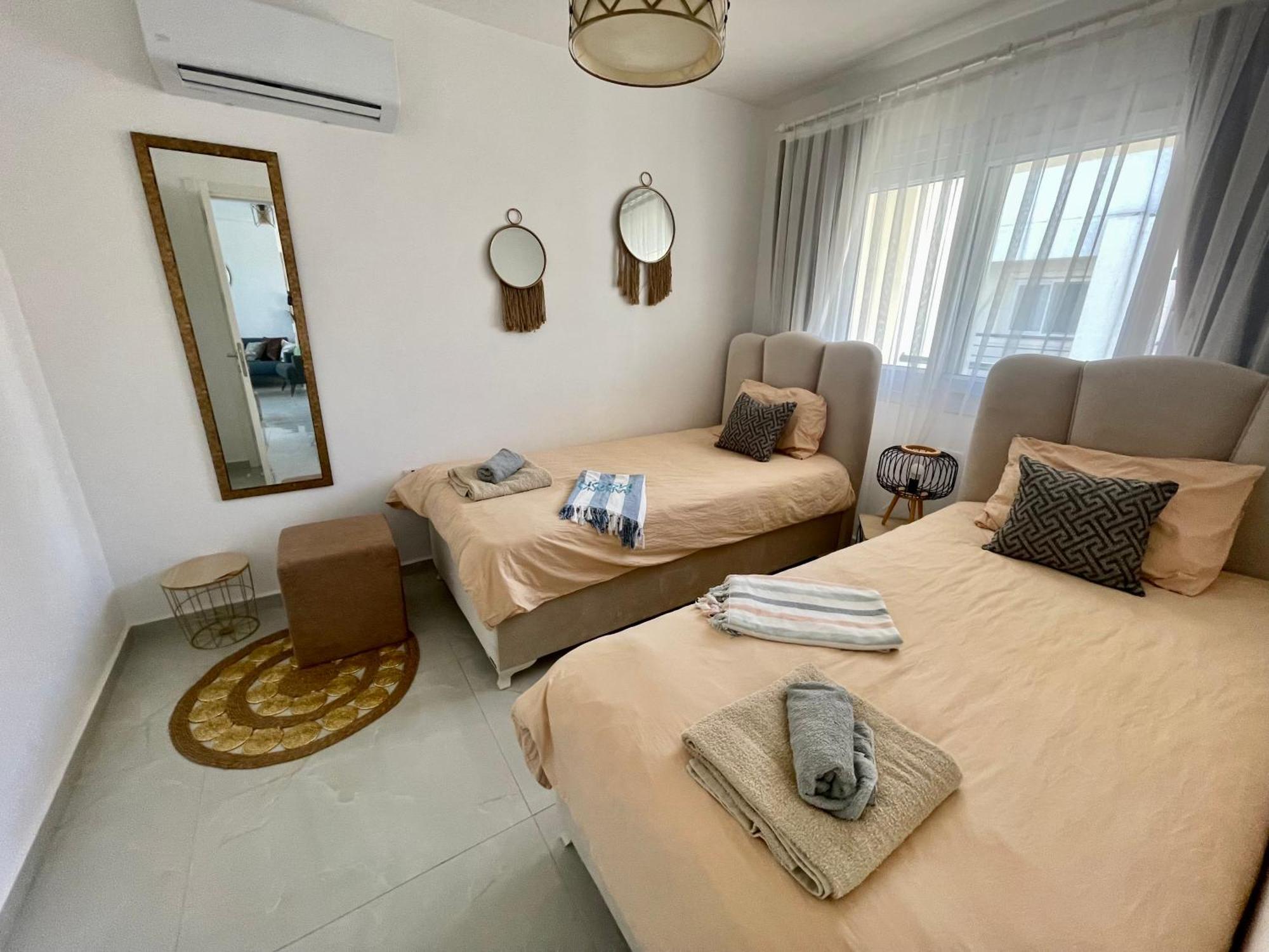 Relaxing Penthouse Suites By The Sea Vokolidha Exterior foto